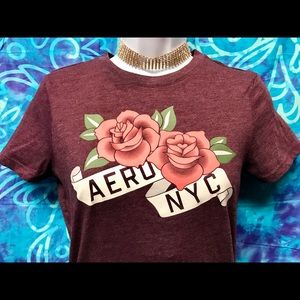 EUC 🌹🌹Aéropostale Classy Crew T-shirt